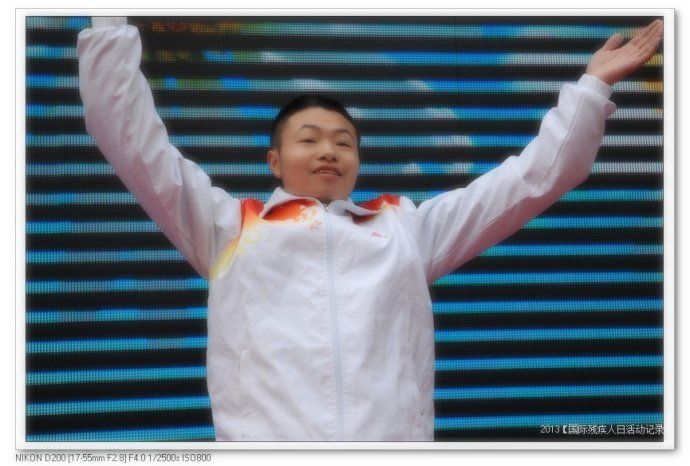 002jqI6gty6EGr2hdFjed690_jpg