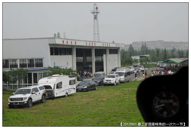 53295e7axc17ab14c641b690_jpg