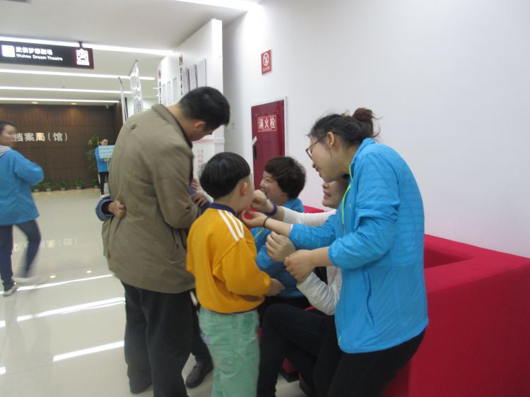 会中小孩照料区10_JPG