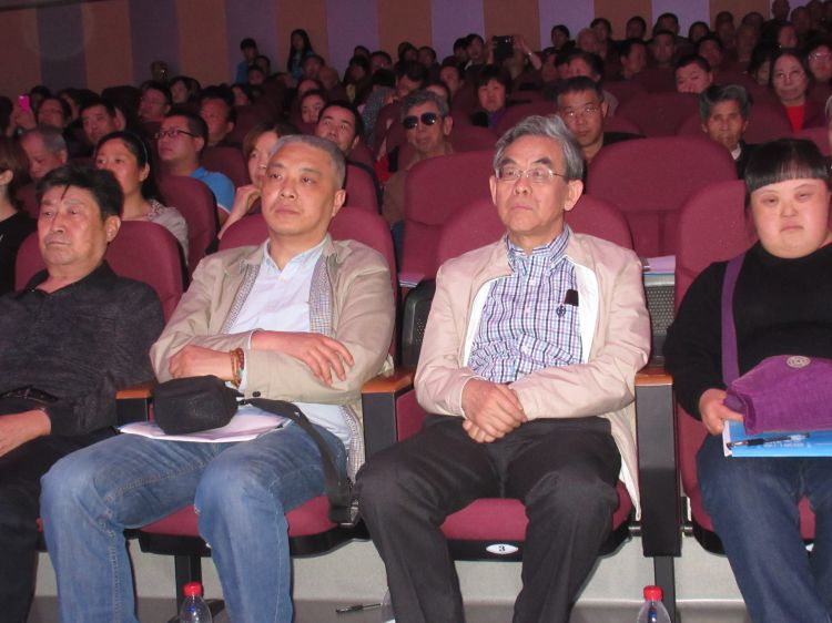 会中宝林主席9_JPG