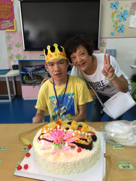 405148380675098015_jpg