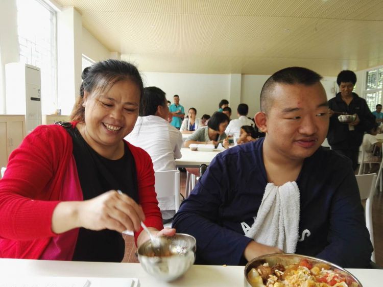 486622705924812659_jpg