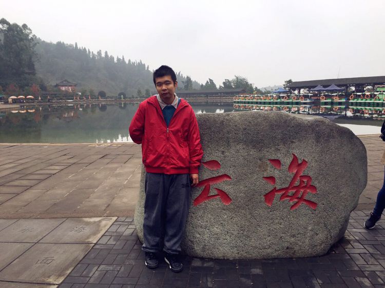 406125429338168390_jpg