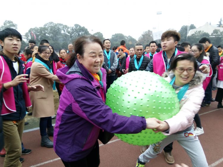 196265620355559706_jpg