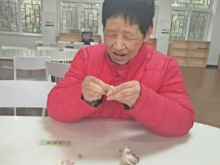 279208805983673930_jpg