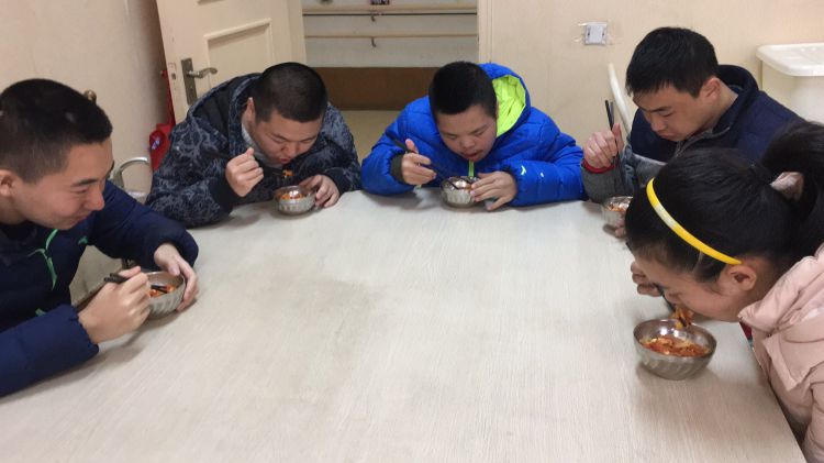 301835403322144663_jpg