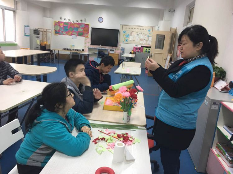 519281819085104918_jpg