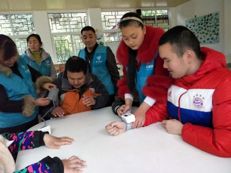 100283774150233140_jpg