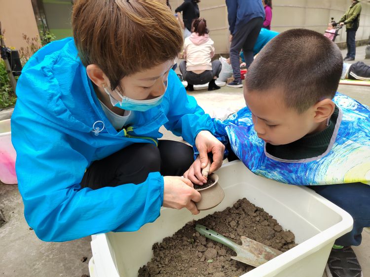 29227739f2f5ab4e22bce96922658da_jpg